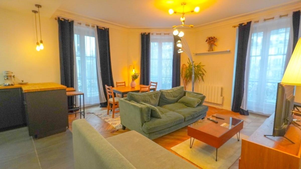 6 Chic Spacious Flat Moulin Rouge *