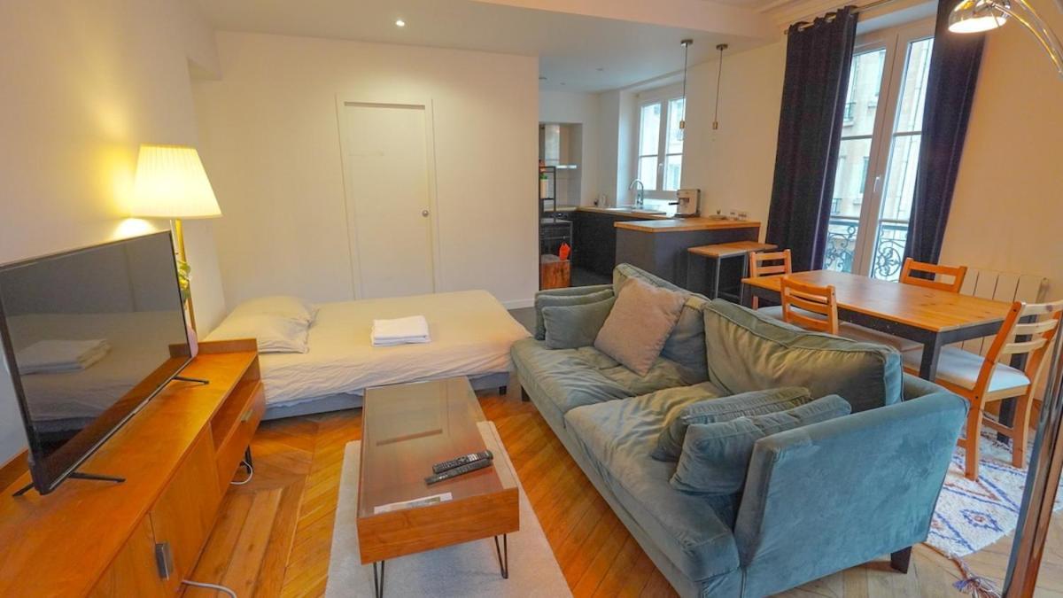 Apartment 6 Chic Spacious Flat Moulin Rouge *